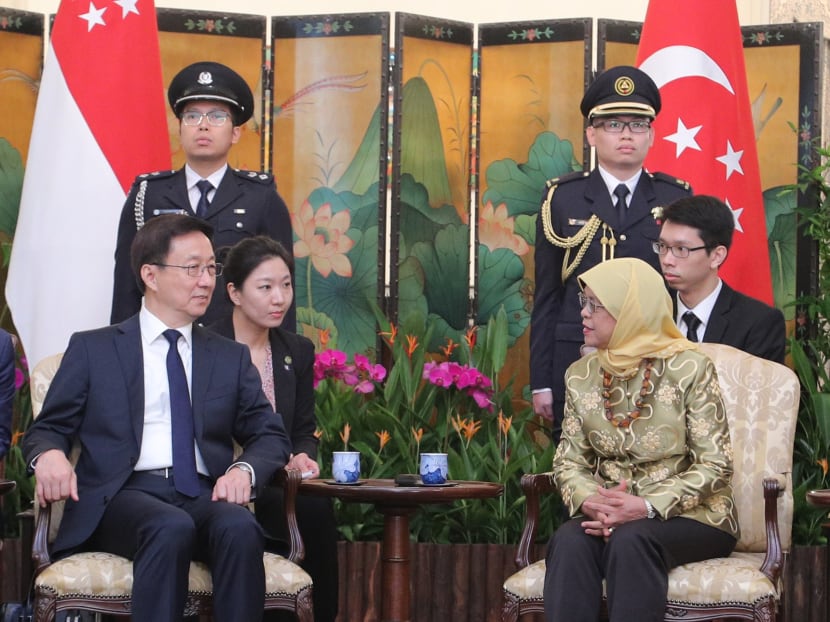 President Halimah Yacob received a courtesy call from Vice Premier Han Zheng on Sept 21, 2018.