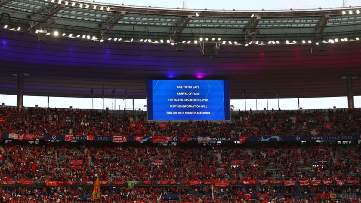 UEFA menyalahkan kekacauan di final Liga Champions yang “hampir menyebabkan bencana”