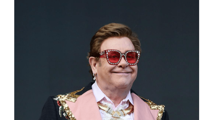 Sir Elton John plans to complete tour