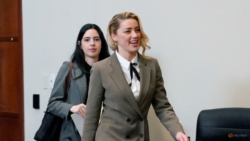 Johnny Depp to return to witness stand for more questioning from Heard lawyers Johnny Depp to return to witness stand for more questioning from Heard lawyers