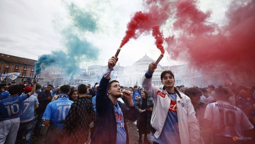 Take two! Naples gears up again for huge title party