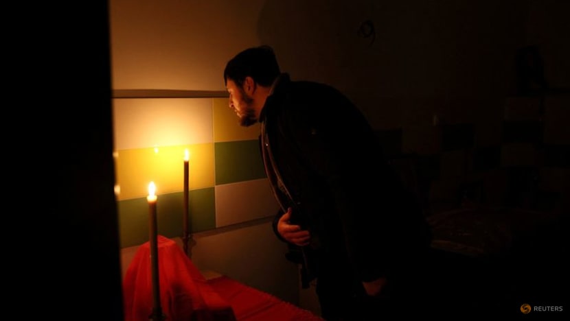 Zelenskyy urges residents to be strong as Ukraine races to restore power Zelenskyy urges residents to be strong as Ukraine races to restore power