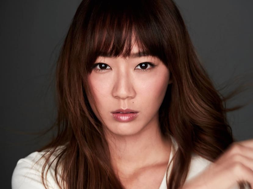 Julie Tan Opens Up About Her Relationship With Pan Lingling & Calvert Tay And Why She’s Not Someone You Can Bully Julie Tan Opens Up About Her Relationship With Pan Lingling & Calvert Tay And Why She’s Not Someone You Can Bully