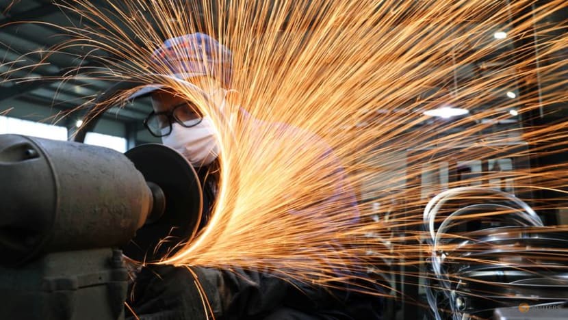China's Oct factory activity shrinks as COVID curbs hit output, demand - Caixin PMI China's Oct factory activity shrinks as COVID curbs hit output, demand - Caixin PMI