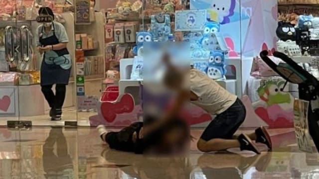香港恐怖血案两人惨死 刀徒商场狂刺女子34刀
