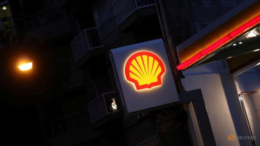 Shell targets power trading and hydrogen in climate drive Shell targets power trading and hydrogen in climate drive