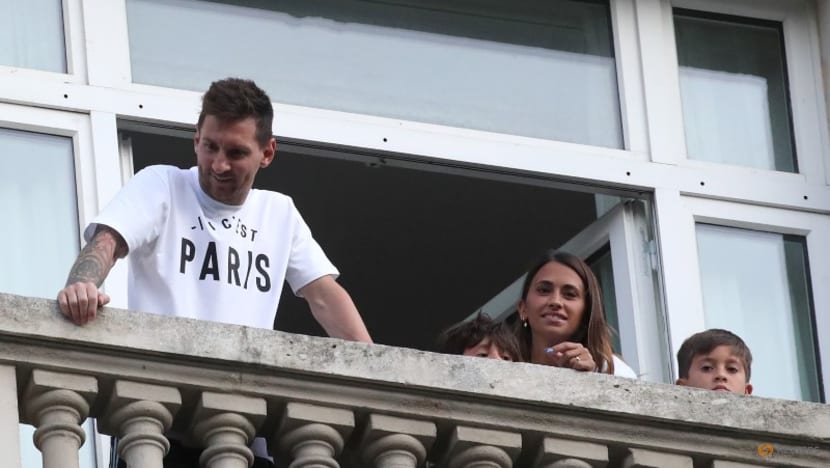 Football: PSG will hope Messi completes dream team and they avoid Barca pitfalls Football: PSG will hope Messi completes dream team and they avoid Barca pitfalls