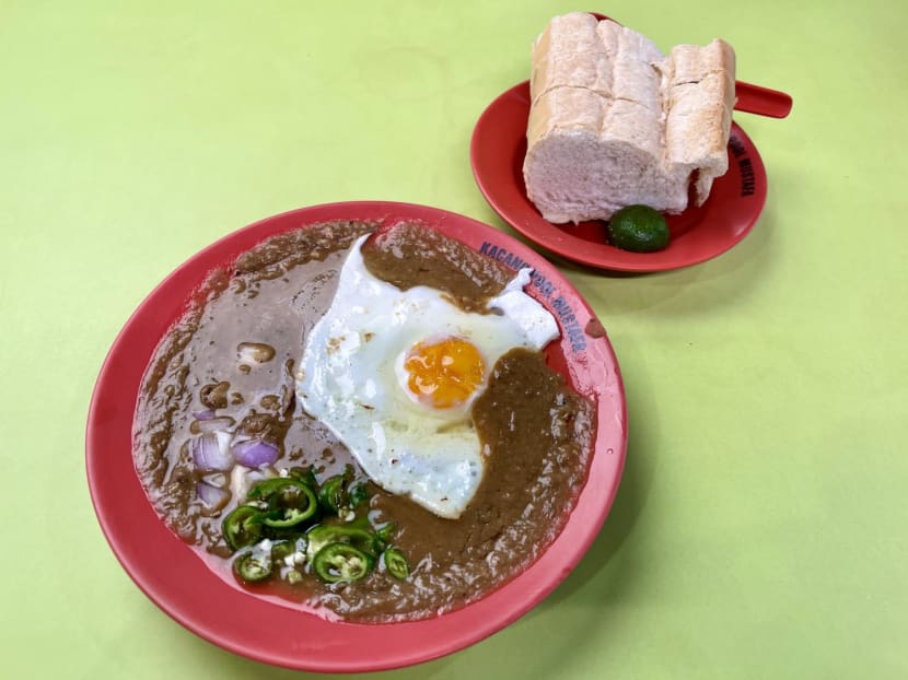 Kacang pool: Wholesome and hearty breakfast bean stew at Geylang Serai Food Centre Kacang pool: Wholesome and hearty breakfast bean stew at Geylang Serai Food Centre