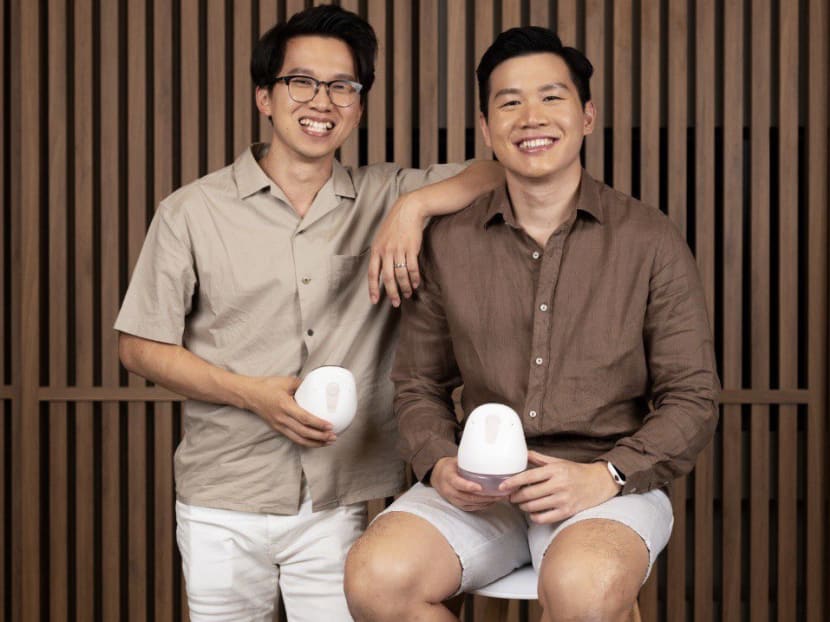 Two Singaporean men designed the Snuggo wearable breast pump for their  wives and other breastfeeding mothers - CNA Lifestyle