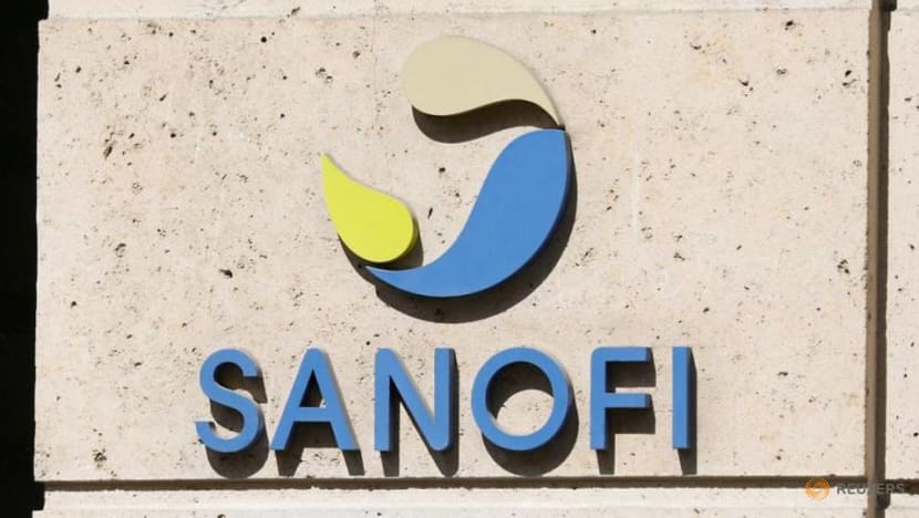 France's Sanofi to make COVID-19 vaccines from rival Pfizer-BioNTech