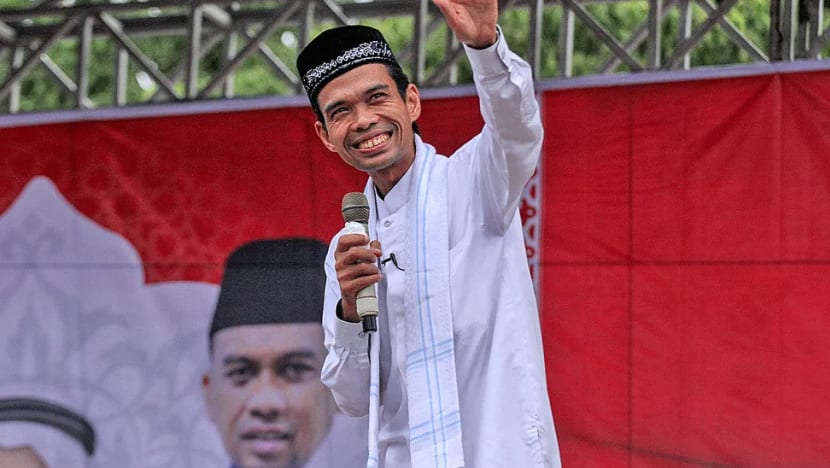 KOMENTAR: Ustaz Somad, media sosial dan tantangannya bagi S'pura KOMENTAR: Ustaz Somad, media sosial dan tantangannya bagi S'pura