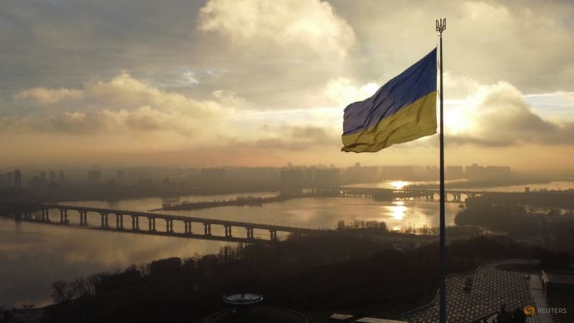 UK accuses Kremlin of trying to install pro-Russian leader in Ukraine UK accuses Kremlin of trying to install pro-Russian leader in Ukraine