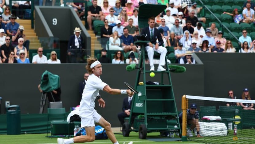 Rublev leads Russian return with easy win