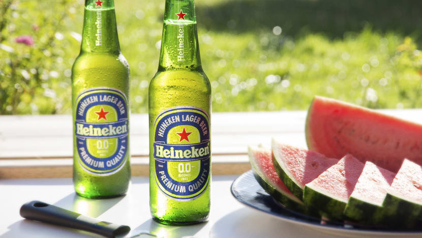Heineken 0.0 Non-Alcoholic Beer Taste Test: Nice Or Not?