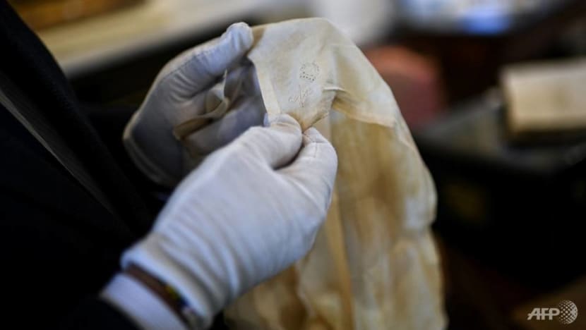 Napoleon's used handkerchief goes on sale