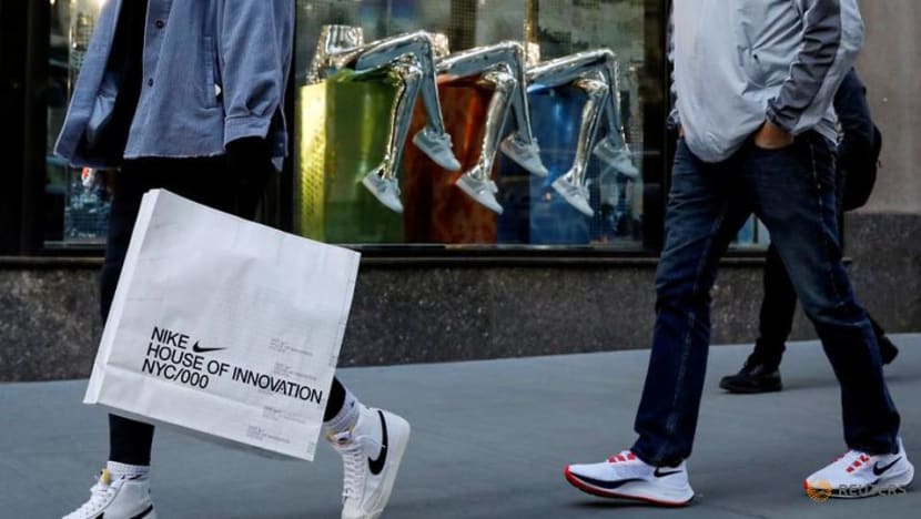 US consumer spending, income temporarily fall ahead of massive fiscal stimulus US consumer spending, income temporarily fall ahead of massive fiscal stimulus