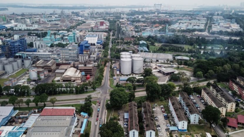 39 students taken ill in fresh Pasir Gudang pollution scare 39 students taken ill in fresh Pasir Gudang pollution scare
