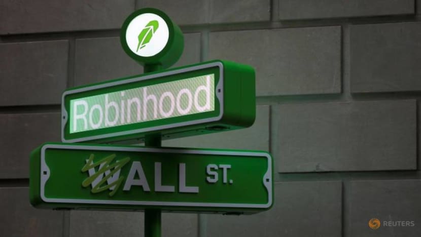 'Don't want to miss it': Robinhood IPO loyalists stay the course 'Don't want to miss it': Robinhood IPO loyalists stay the course