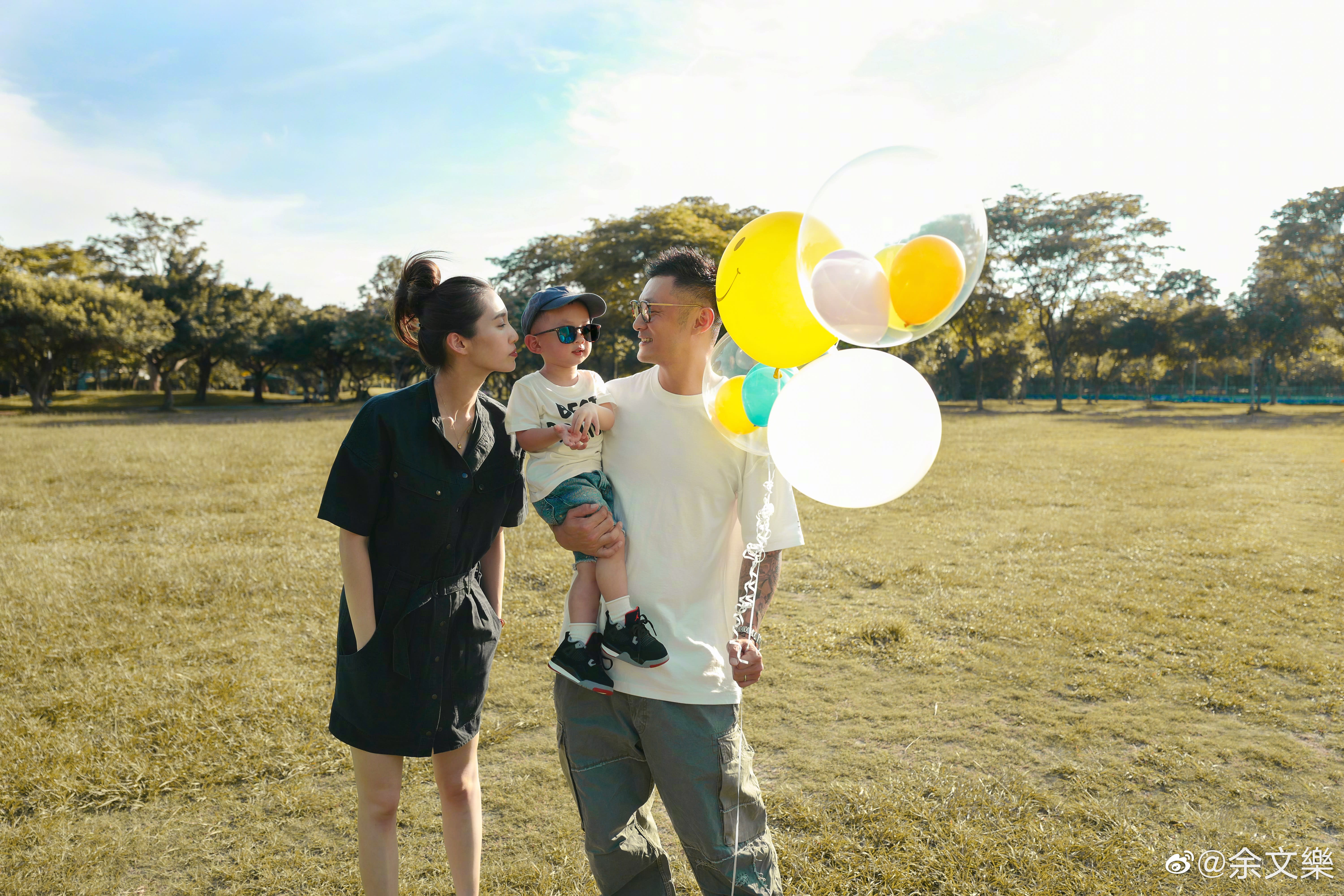 Shawn Yue And His Wife Revealed That They’re Expecting Baby No. 2 On Father’s Day Shawn Yue And His Wife Revealed That They’re Expecting Baby No. 2 On Father’s Day