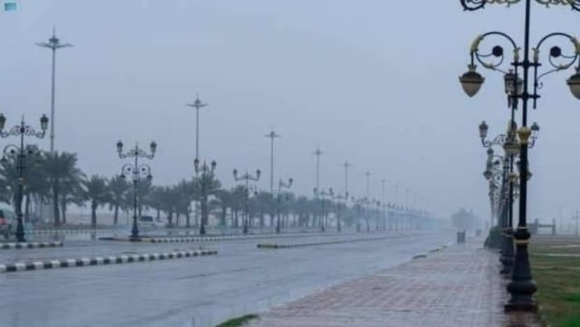 Penduduk Saudi digesa berwaspada terhadap ribut petir, hujan batu 