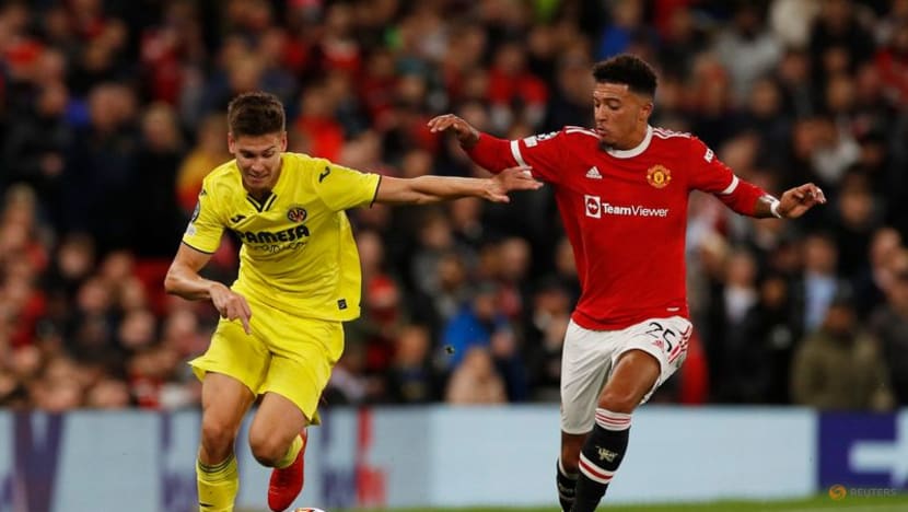 Solskjaer defends Sancho after Southgate's remarks Solskjaer defends Sancho after Southgate's remarks