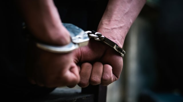 28岁青年拥毒拒捕致伤警员难逃法网