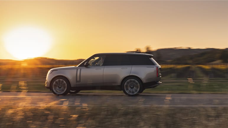 Driving the first 7-seater Range Rover through California’s Napa Valley