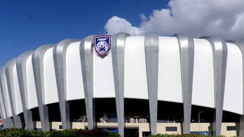 2 pekerja maut di Stadium Sultan Ibrahim dipercayai terjatuh dari ketinggian 27 meter
