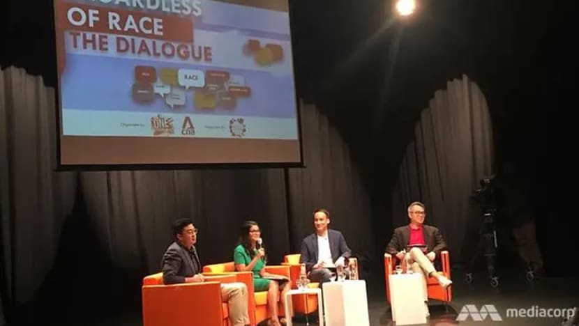 Perkauman di S'pura, kerelevanan sekolah SAP dibincangkan di sesi dialog mengenai kaum