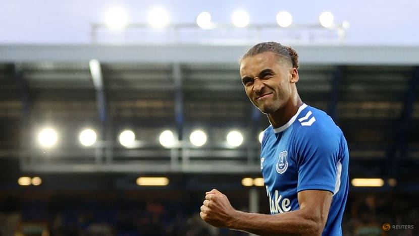 Everton without striker for Chelsea clash after Calvert-Lewin injury Everton without striker for Chelsea clash after Calvert-Lewin injury