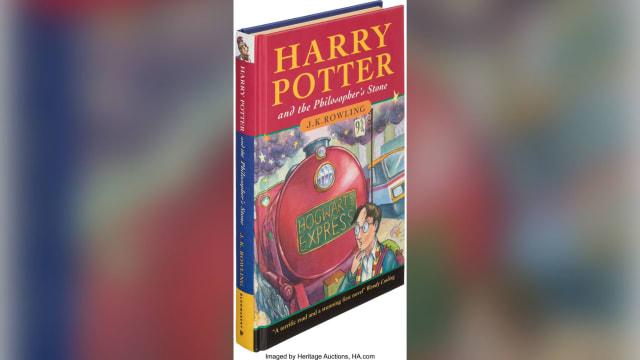 《哈利波特》第一版精装书 以47万1000美元拍卖成交
