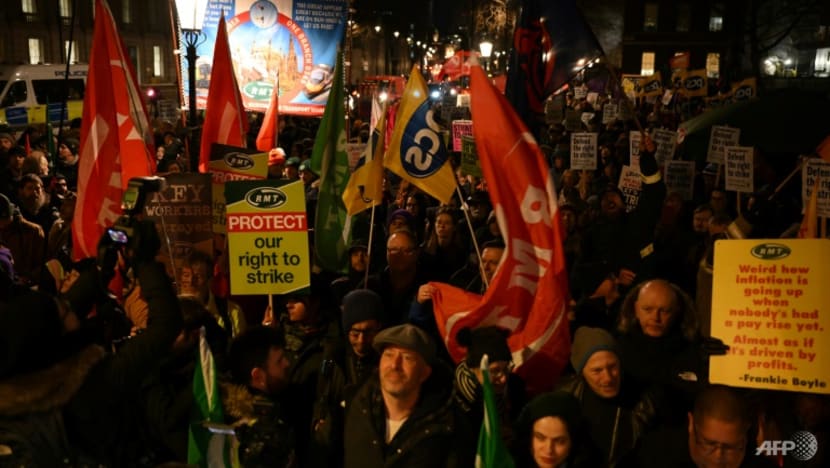 UK strikes to intensify as teachers and nurses announce walkouts UK strikes to intensify as teachers and nurses announce walkouts