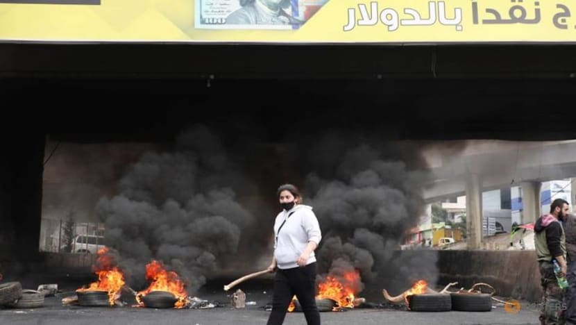 Lebanon's deadlock fuels seventh day of street protests Lebanon's deadlock fuels seventh day of street protests