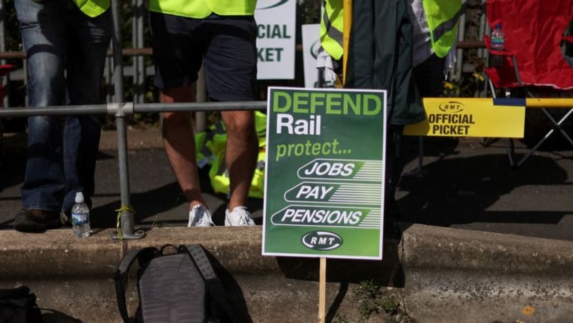 Strikes cripple Britain's railways, BA staff vote for walkout Strikes cripple Britain's railways, BA staff vote for walkout