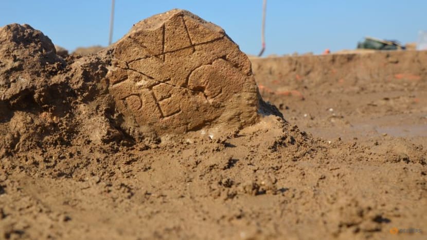 Volunteer archaeologists discover ancient Roman temple in Netherlands Volunteer archaeologists discover ancient Roman temple in Netherlands