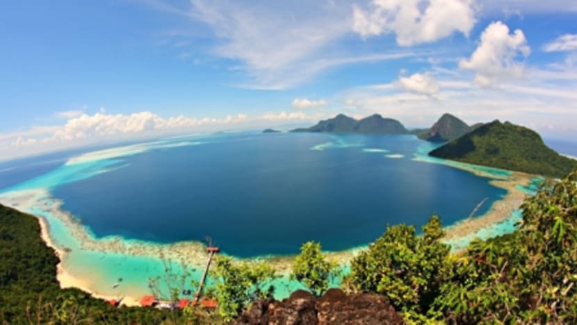 Malaysian police hunting suspects behind 'fish bomb' that killed 3, including tourists Malaysian police hunting suspects behind 'fish bomb' that killed 3, including tourists