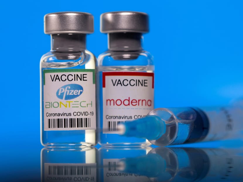 The Pfizer-BioNTech and Moderna vaccines have in various studies consistently shown to be highly efficacious, at around 90 per cent, especially in protecting against severe Covid-19 disease and hospitalisation, medical doctors advising the Singapore Government on vaccination said. The Pfizer-BioNTech and Moderna vaccines have in various studies consistently shown to be highly efficacious, at around 90 per cent, especially in protecting against severe Covid-19 disease and hospitalisation, medical doctors advising the Singapore Government on vaccination said.