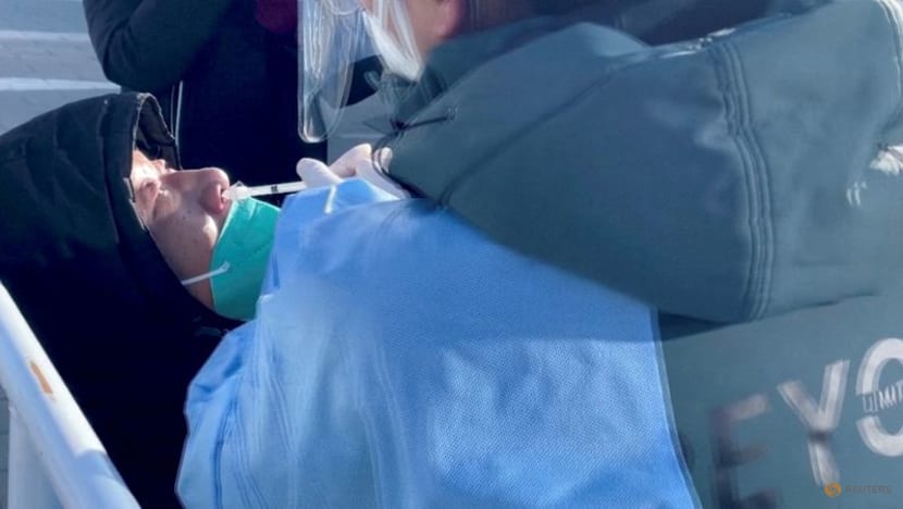 China officially reports first COVID-19 deaths in weeks as virus wave swells 2 2022 12 19t054043z 3 lynxmpeibi03v rtroptp 3 health coronavirus china vaccines