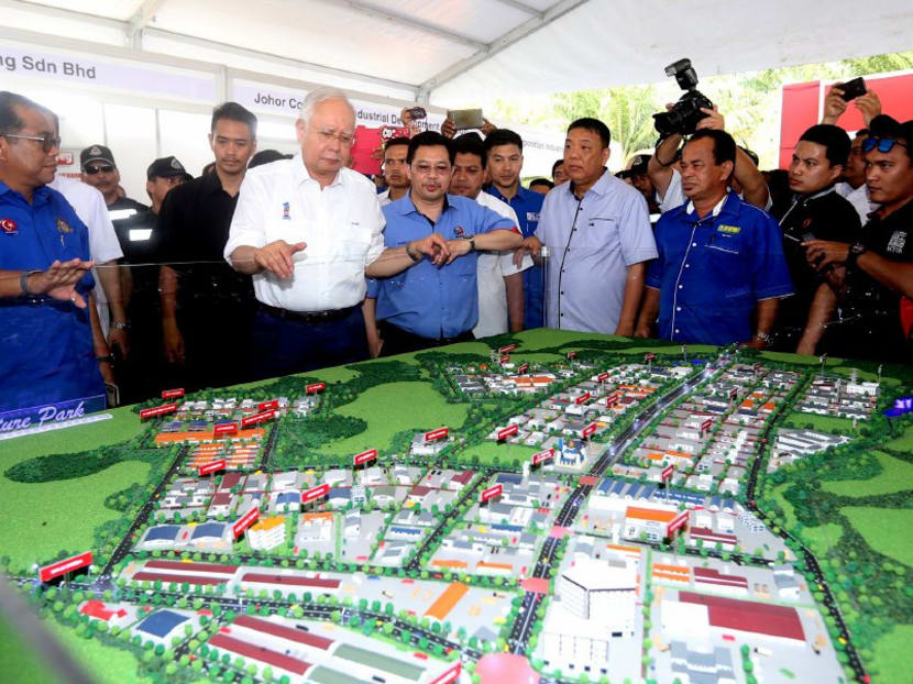 "Just imagine, China is a large trading nation, which means that Malaysia has a trading partner with a trade value of over RM100 billion," said Mr Najib during a visit to Muar, Johor, on Tuesday. Photo: The New Straits Times