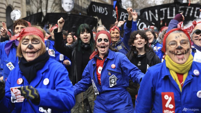 Proposed changes to French pension system could disadvantage women, say feminist groups 2 france pension protests 06077
