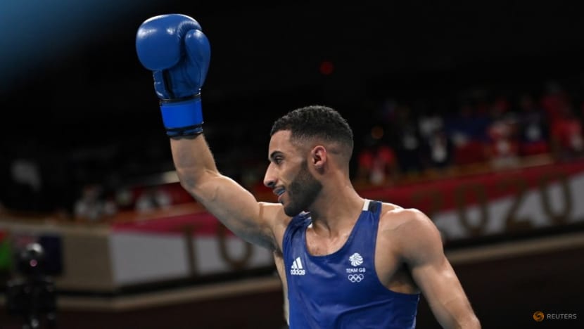 Olympics-Boxing-Britain's Yafai wins men's flyweight gold Olympics-Boxing-Britain's Yafai wins men's flyweight gold