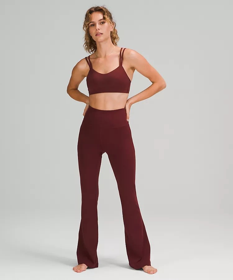 Fitted or flared? One woman's search for the perfect pair of yoga pants -  CNA Lifestyle