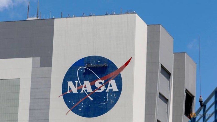 Blue Origin protests NASA's awarding of moon lander contract to SpaceX Blue Origin protests NASA's awarding of moon lander contract to SpaceX