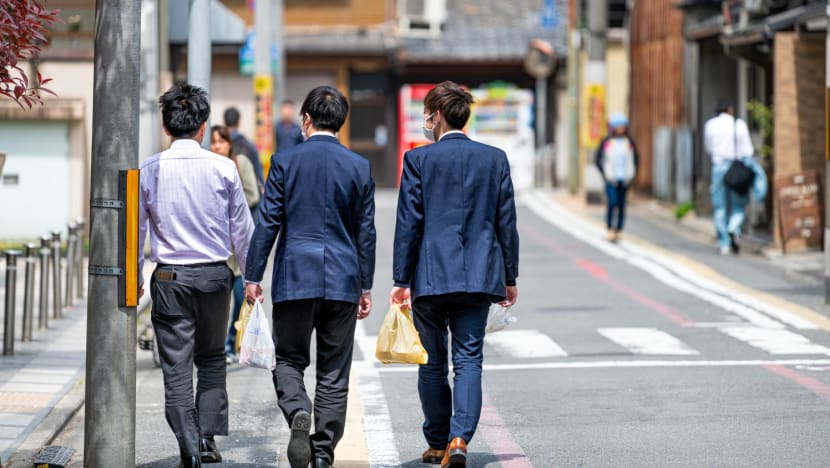 For one Japanese salaryman, nearly a decade of US$4 annual pay rises For one Japanese salaryman, nearly a decade of US$4 annual pay rises