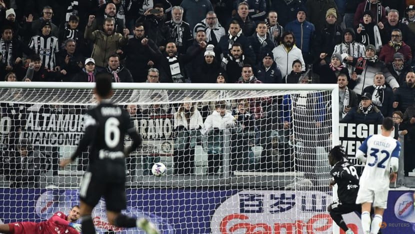 Juventus move third with 3-0 win over Lazio Juventus move third with 3-0 win over Lazio