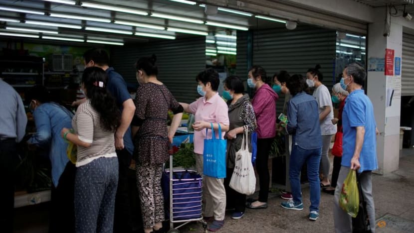 Shanghai lifts lockdown, but residents wary COVID-19 curbs can return Shanghai lifts lockdown, but residents wary COVID-19 curbs can return