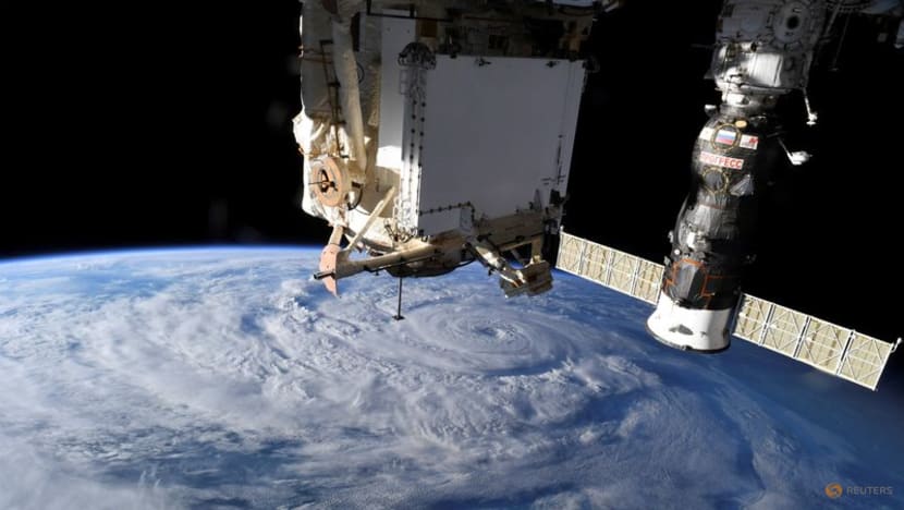 Scientists document how space travel messes with the human brain