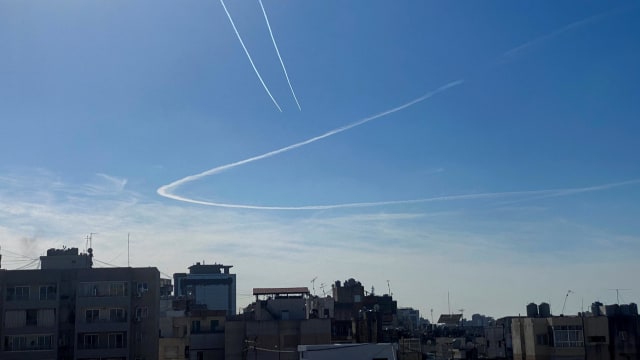 以色列和黎巴嫩边境冲突升级 以爆炸无人机导弹空袭