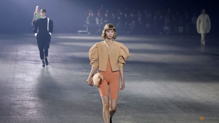 Issey Miyake shows sculptural looks at Paris Fashion Week in nod to late designer Issey Miyake shows sculptural looks at Paris Fashion Week in nod to late designer