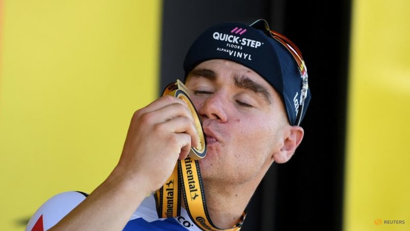 Jakobsen wins Tour de France stage two as Van Aert takes yellow